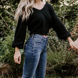 ABERCROMBIE & FITCH | Balloon Sleeve V-Neck Sweater
